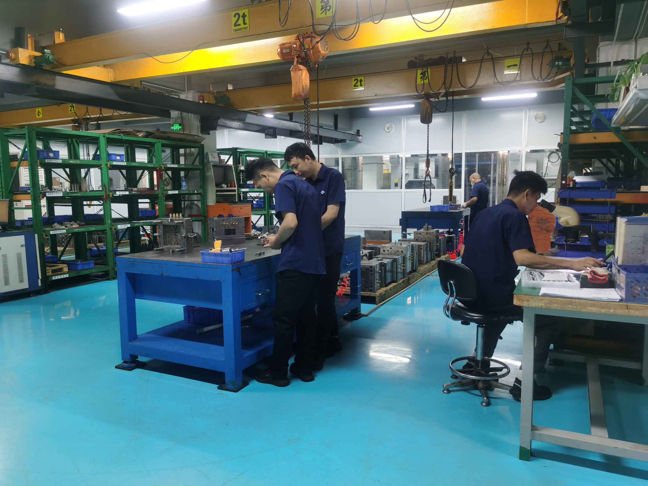 plastic injection molds